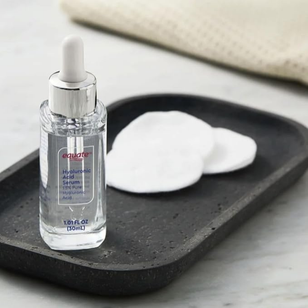 Equate Hyaluronic Acid Serum, 1.5% Pure Hyaluronic Acid, Fragrance Free, Dermatologist Tested, 1.01 FL OZ
